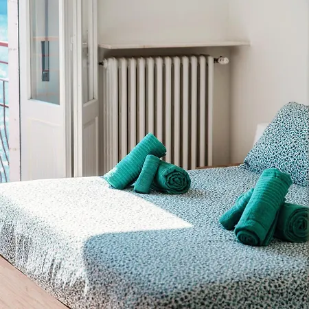Apartman Anna's Balcony On - By Breva Collections *